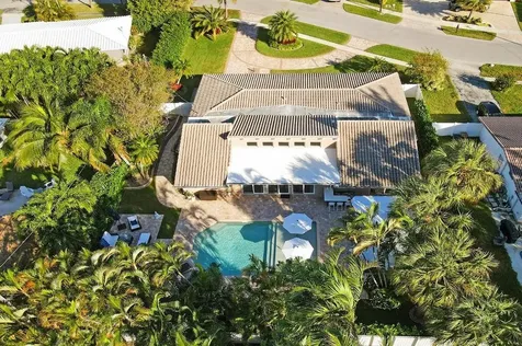 2520 NE 50th Street Lighthouse Point FL 33064