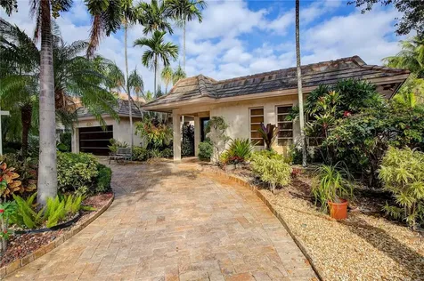 4061 N 41st Street Hollywood FL 33021