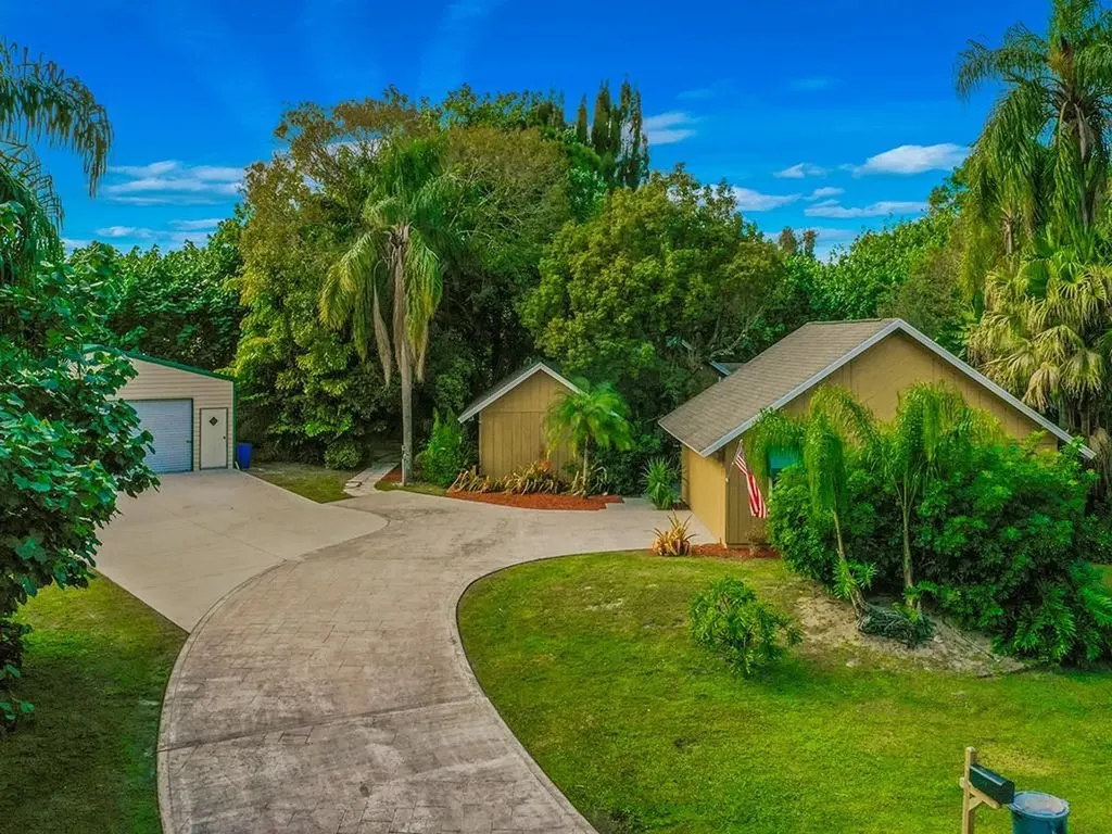 1554 SW College Street Stuart FL 34997