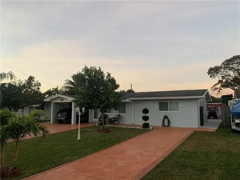 8791 NW 14th Street Pembroke Pines FL 33024