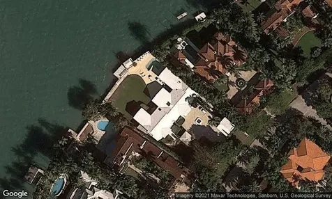 5070 N Bay Road Miami Beach FL 33140