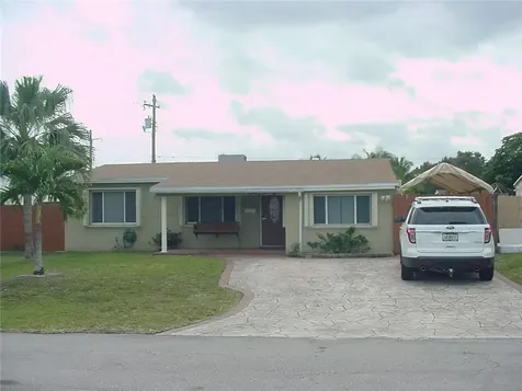 6420 Garfield Street Hollywood FL 33024