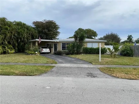 1320 SW 2nd Avenue Pompano Beach FL 33060