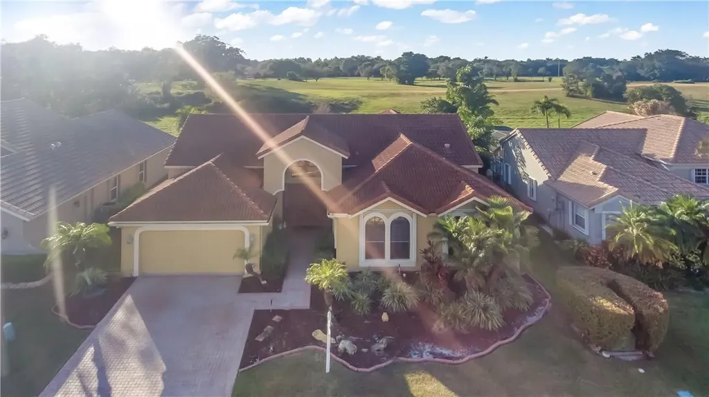 2941 W Abiaca Circle Davie FL 33328