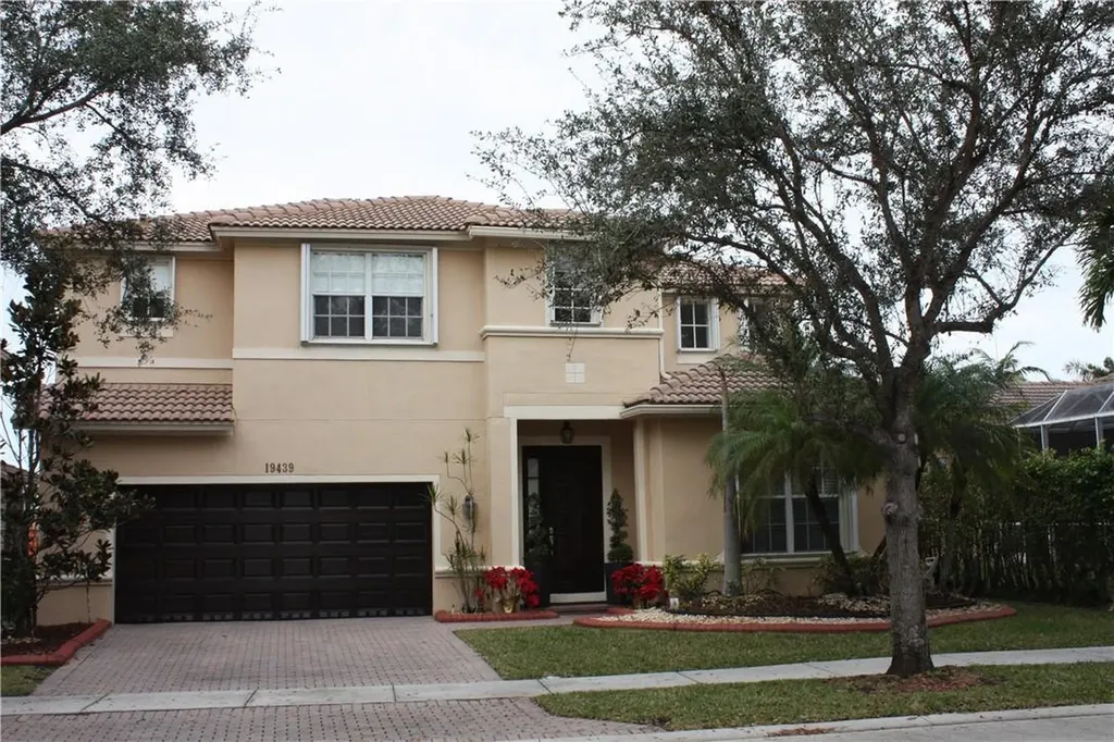 19439 S Whitewater Avenue Weston FL 33332