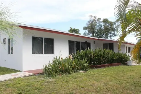 3140 SW 12th Place Fort Lauderdale FL 33312