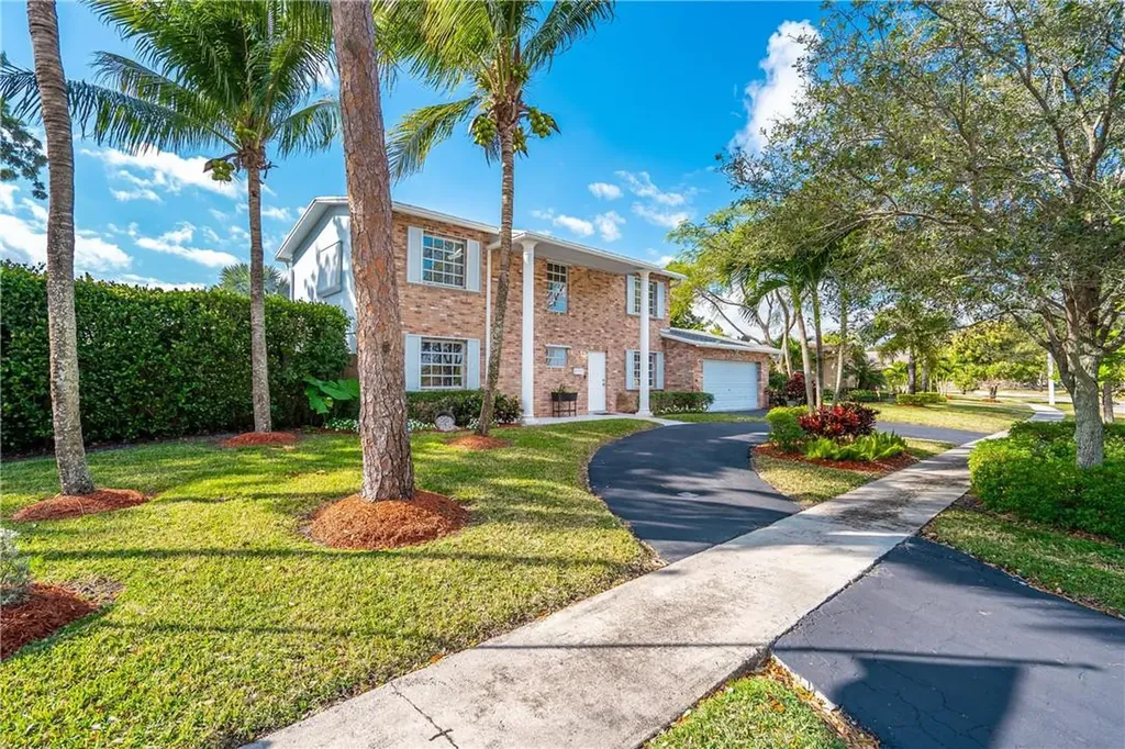4300 NW 4th Court Coconut Creek FL 33066