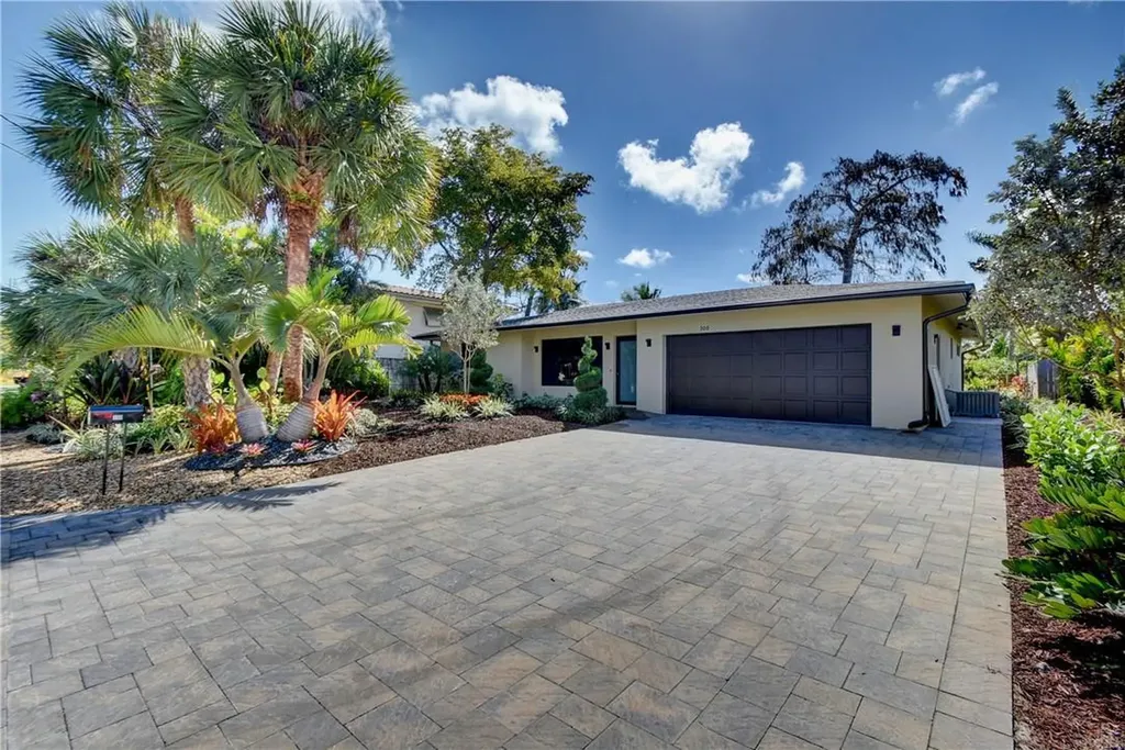 300 NE 30th Street Wilton Manors FL 33334