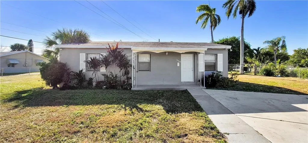 1430 Avenue F Riviera Beach FL 33404