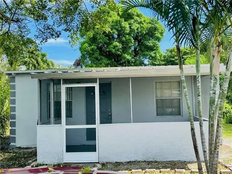 330 NW 20th Avenue Pompano Beach FL 33069