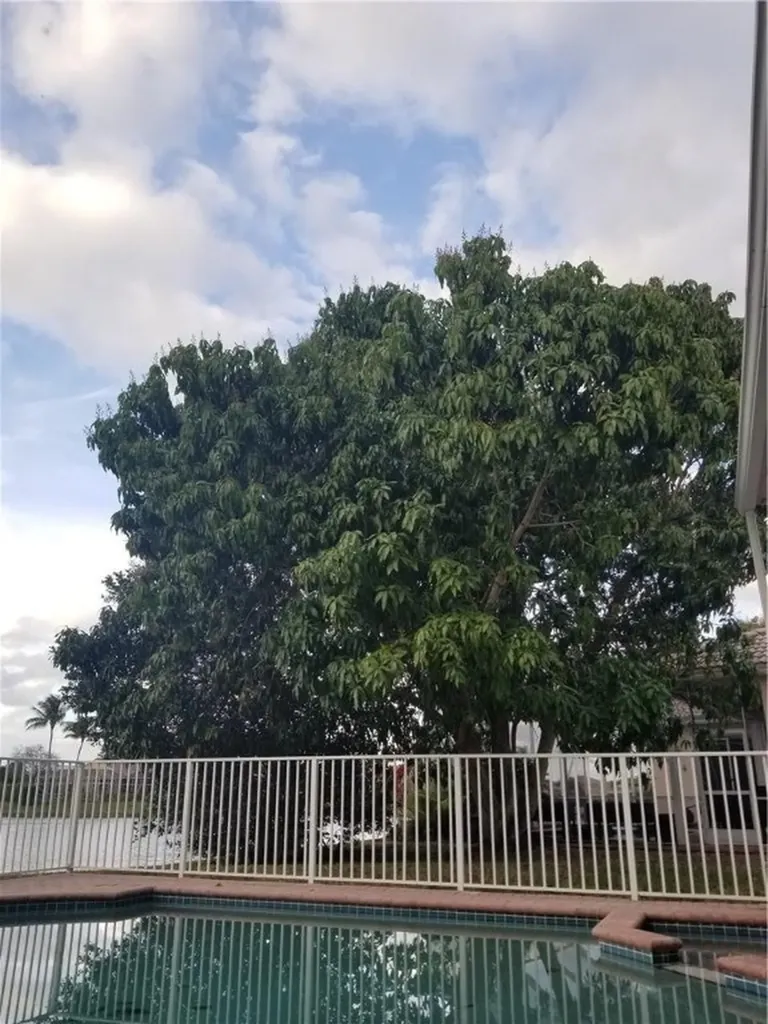 9612 Lake Serena Drive Boca Raton FL 33496