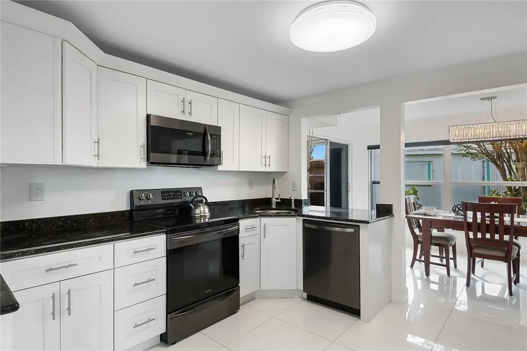 160 S Golf Boulevard Pompano Beach FL 33064