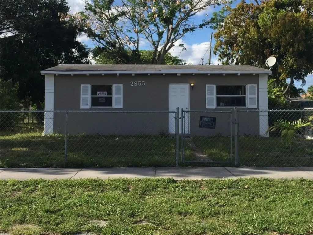 2855 NW 3rd Street Pompano Beach FL 33069