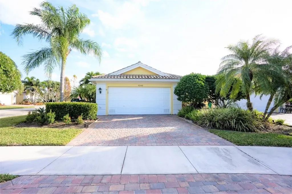 11249 SW Pembroke Drive Port St Lucie FL 34987