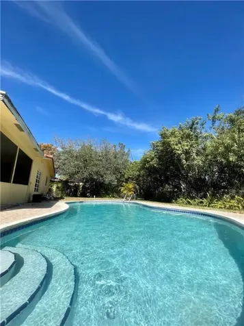 4331 NW 75th Way Coral Springs FL 33065