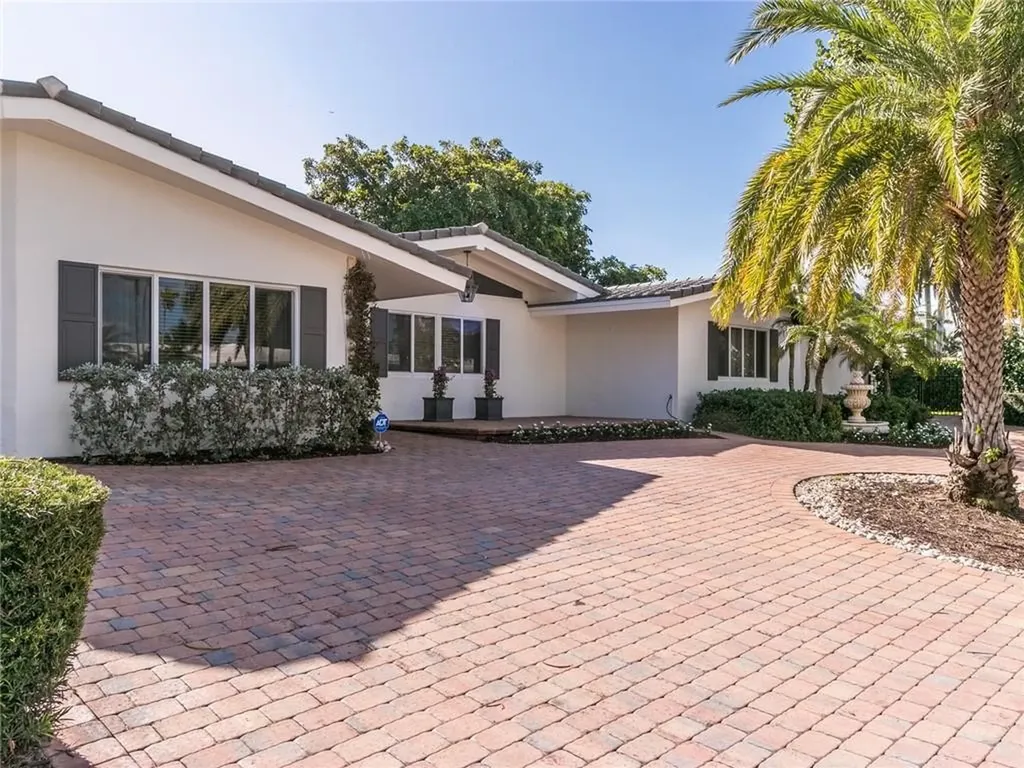 531 SE 13th Street Pompano Beach FL 33060