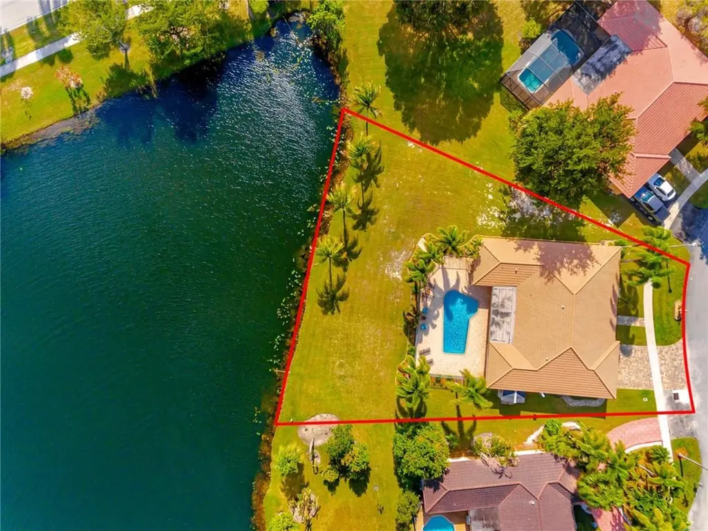 16621 Waters Edge Drive Weston FL 33326