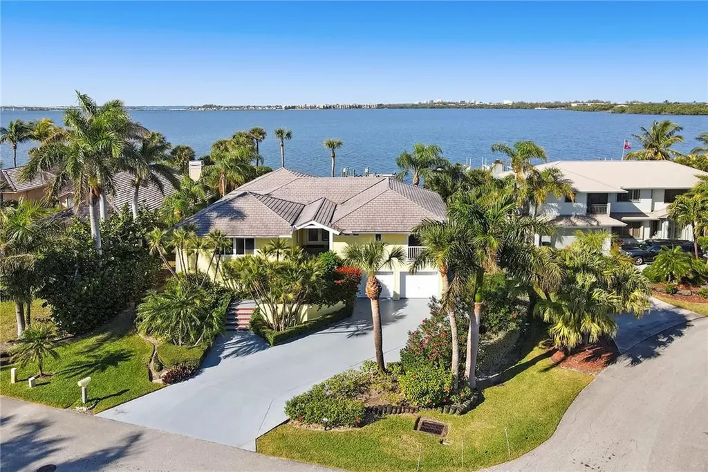 4283 NE Joes Point Terrace Stuart FL 34996