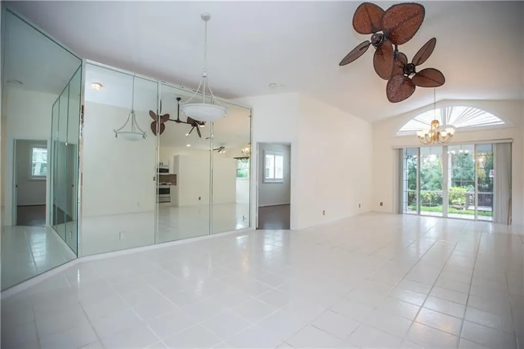 3576 Canary Palm Court Pompano Beach FL 33069