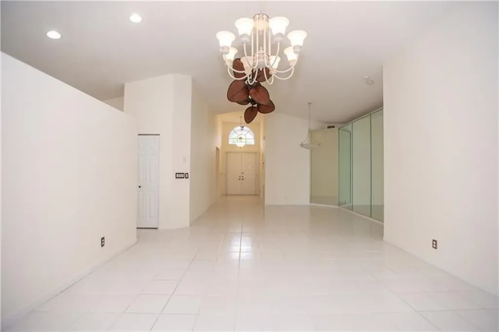 3576 Canary Palm Court Pompano Beach FL 33069