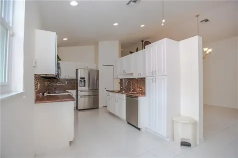 3576 Canary Palm Court Pompano Beach FL 33069