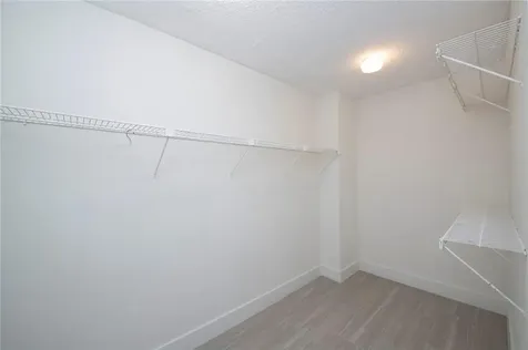 3900 N Hills Drive Hollywood FL 33021