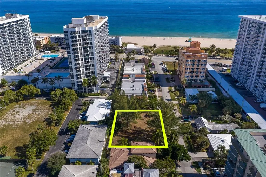 3229 NE 5th Street Pompano Beach FL 33062