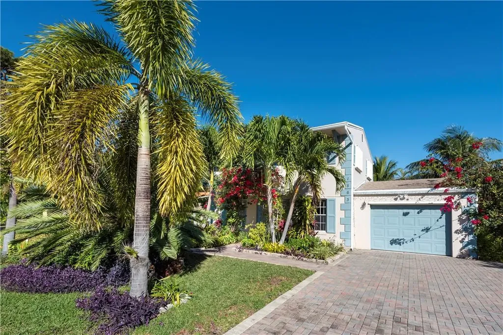1563 NE 39th Street Oakland Park FL 33334