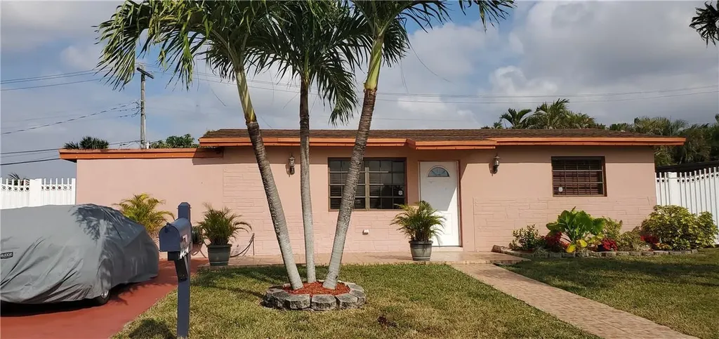 7271 NW 169th Street Hialeah FL 33015