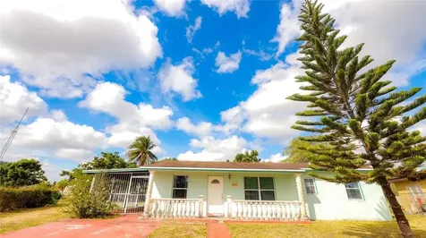 3261 NW 198th Street Miami Gardens FL 33056