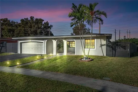 1920 NW 91st Terrace Pembroke Pines FL 33024