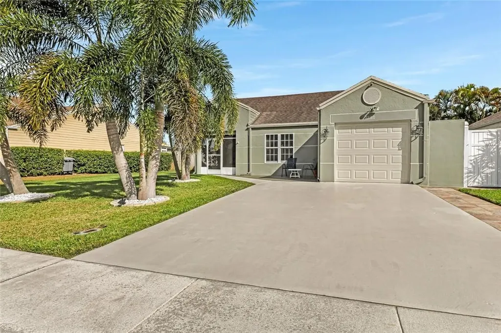 23180 Bentley Place Boca Raton FL 33433