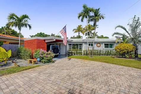 1675 NE 38th Street Oakland Park FL 33334
