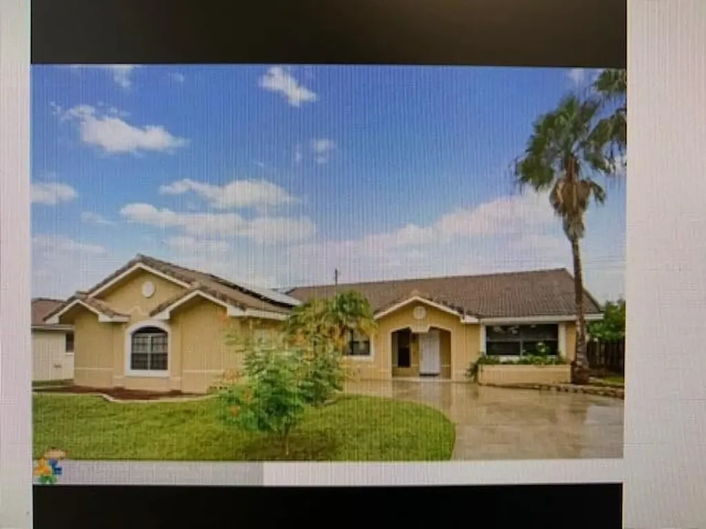 5460 Hawkes Bluff Avenue Davie FL 33331