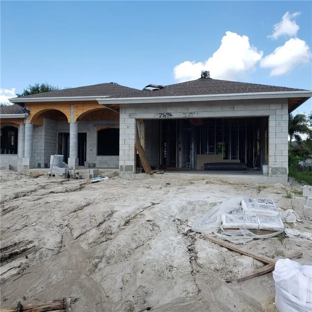 951 SW Kappa Avenue Port St Lucie FL 34953