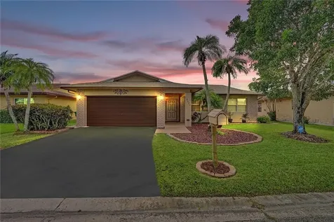 9620 NW 83rd Street Tamarac FL 33321