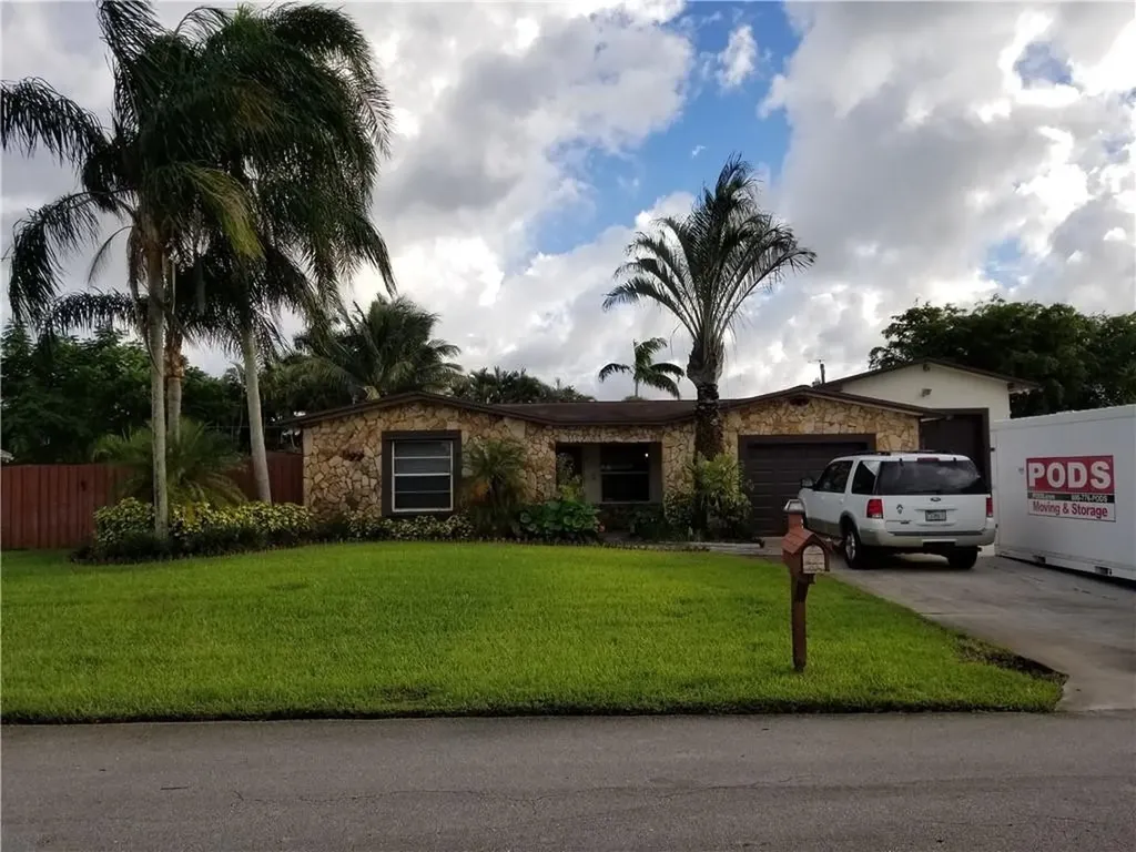 6570 SW 56th Street Davie FL 33314