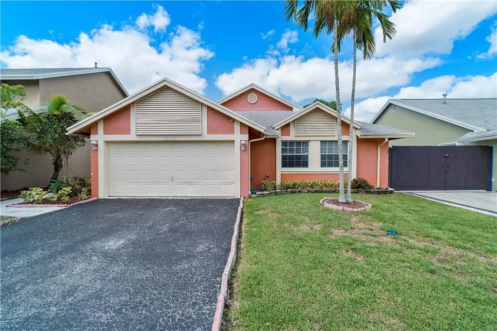 3229 NW 121st Avenue Sunrise FL 33323