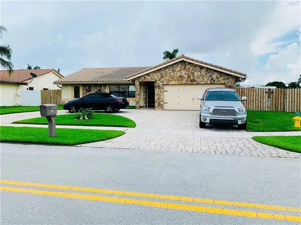7698 NW 21st Street Margate FL 33063