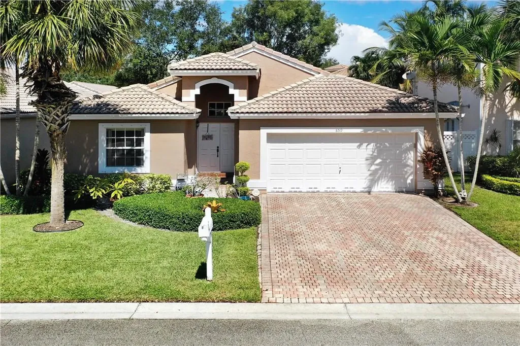 8519 NW 46th Drive Coral Springs FL 33067
