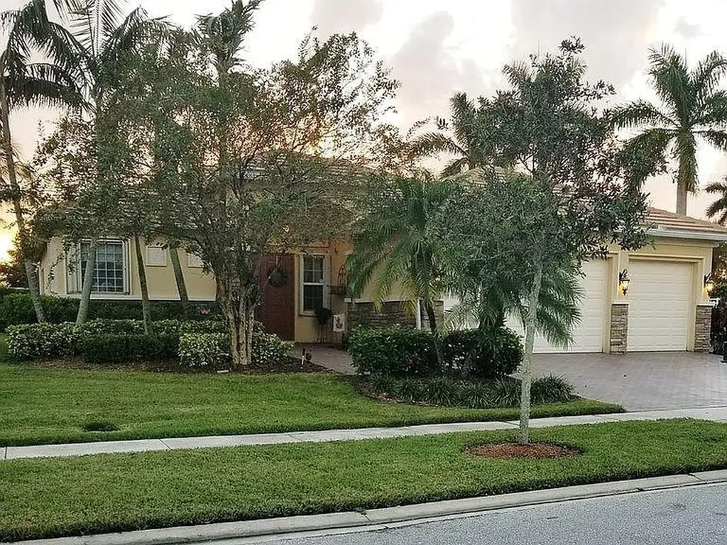 8157 Butler Greenwood Drive Royal Palm Beach FL 33411