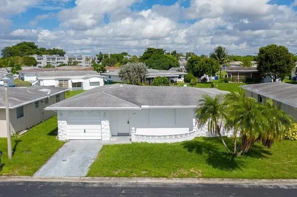 7475 NW 7th Court Margate FL 33063