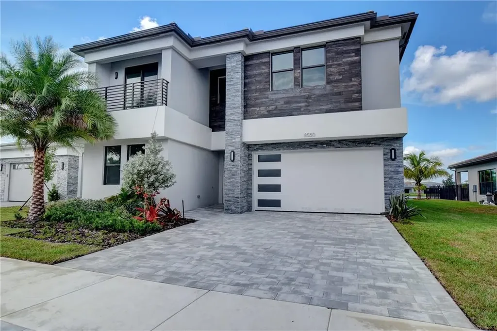 8550 Apple Falls Lane Boca Raton FL 33496
