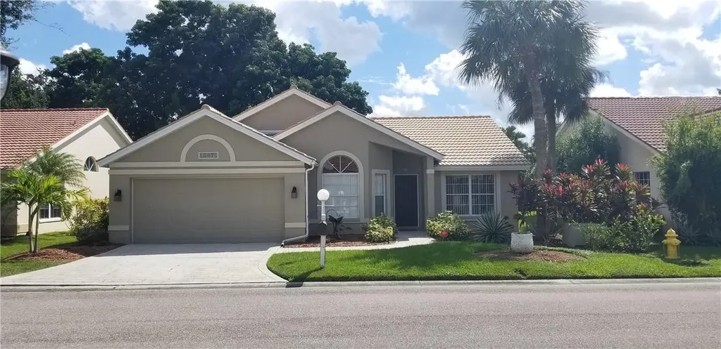 12871 Eagle Pointe Circle Fort Myers FL 33913