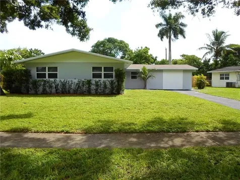 4848 NW 1st Court Plantation FL 33317