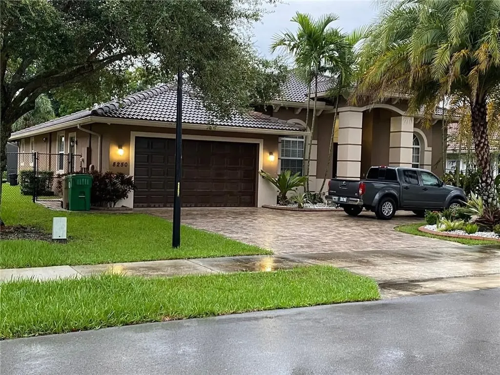 8250 SW 51st Street Cooper City FL 33328