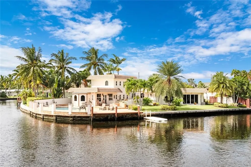 2910 NE 15th Terrace Oakland Park FL 33334