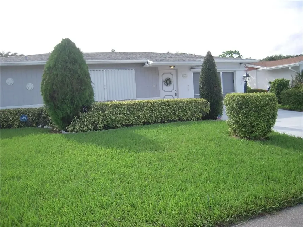 14339 Amapola Drive Delray Beach FL 33484