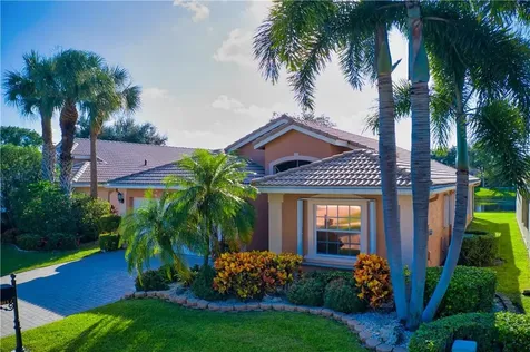 13817 Via Nadina Delray Beach FL 33446