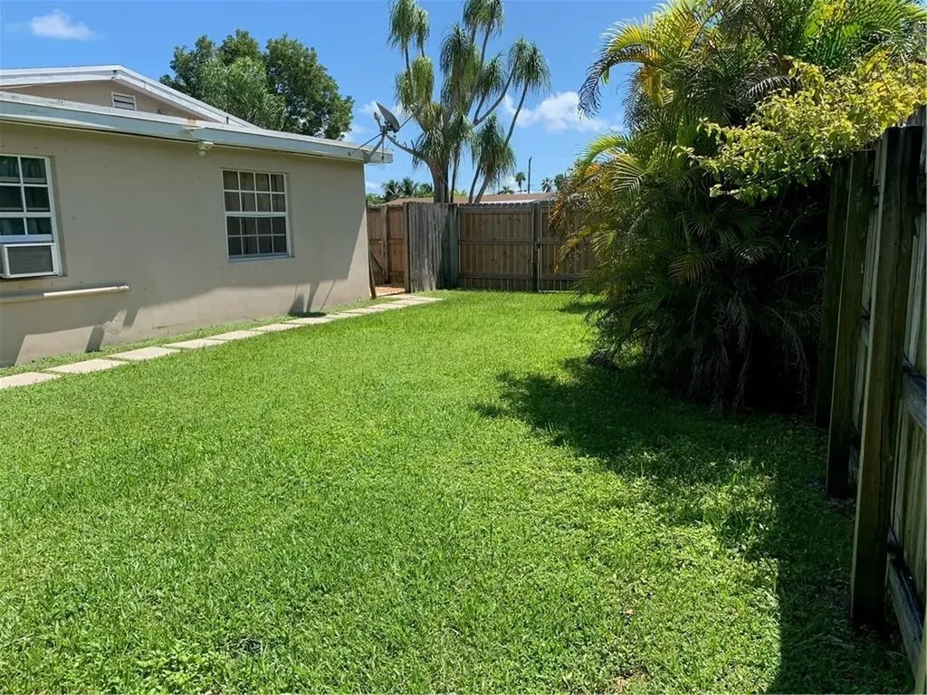 9605 Cutler Ridge Drive Cutler Bay FL 33157